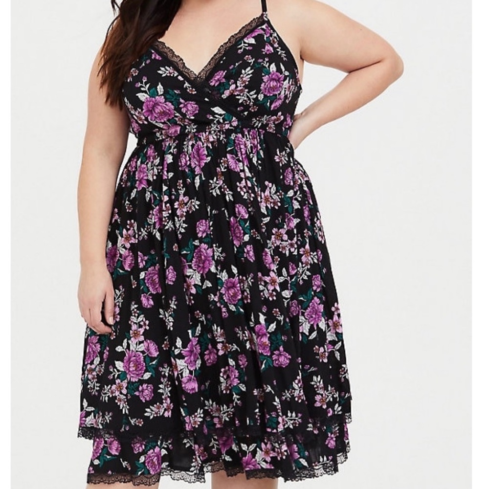 BLACK FLORAL PLUS SIZE MIDI DRESS 1XL